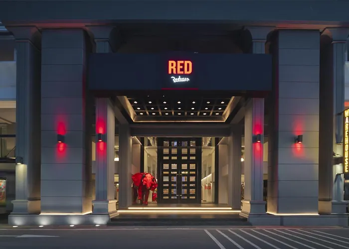 Radisson Red Phuket Patong Beach